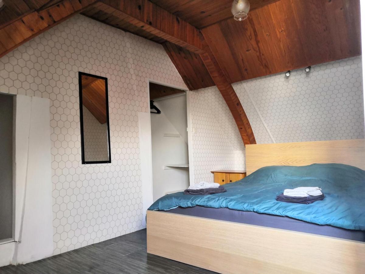 Le Nid D'hirondelle Ferienhaus Yzengremer